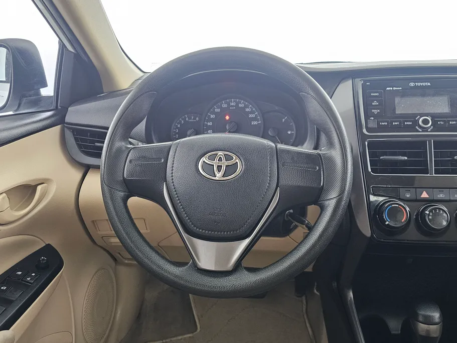 تويوتا يارس Y 2021 