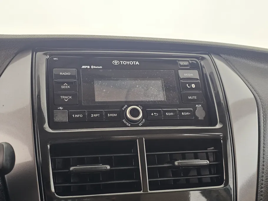 تويوتا يارس Y 2021 