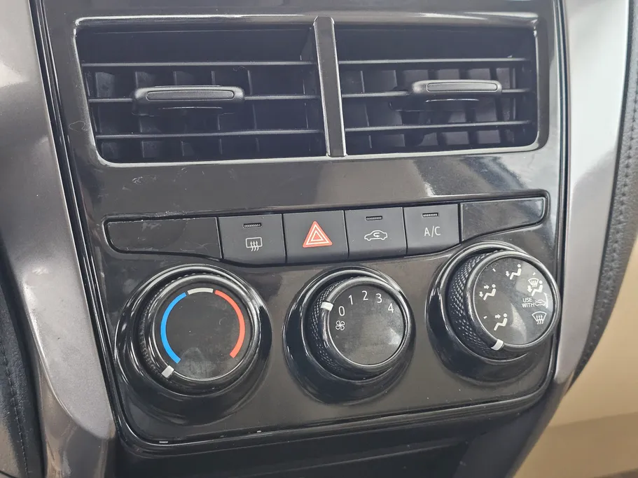 تويوتا يارس Y 2021 