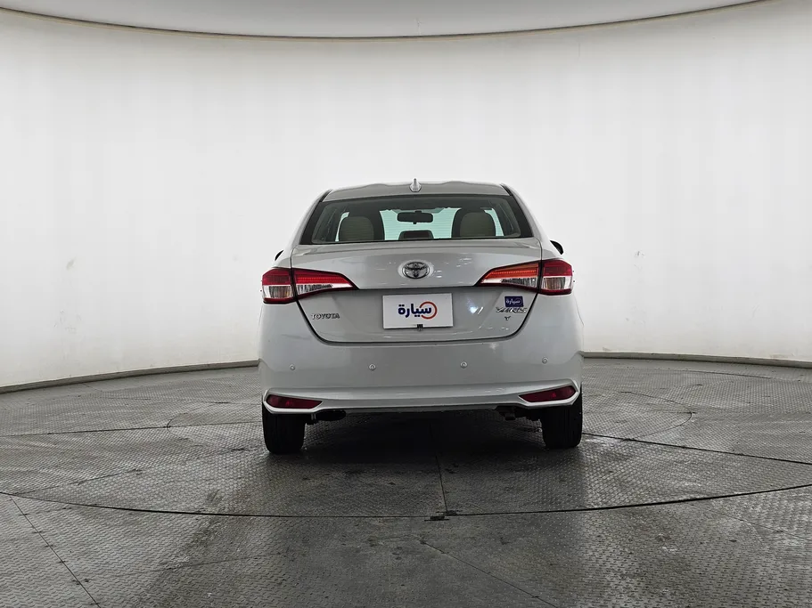 تويوتا يارس Y 2021 
