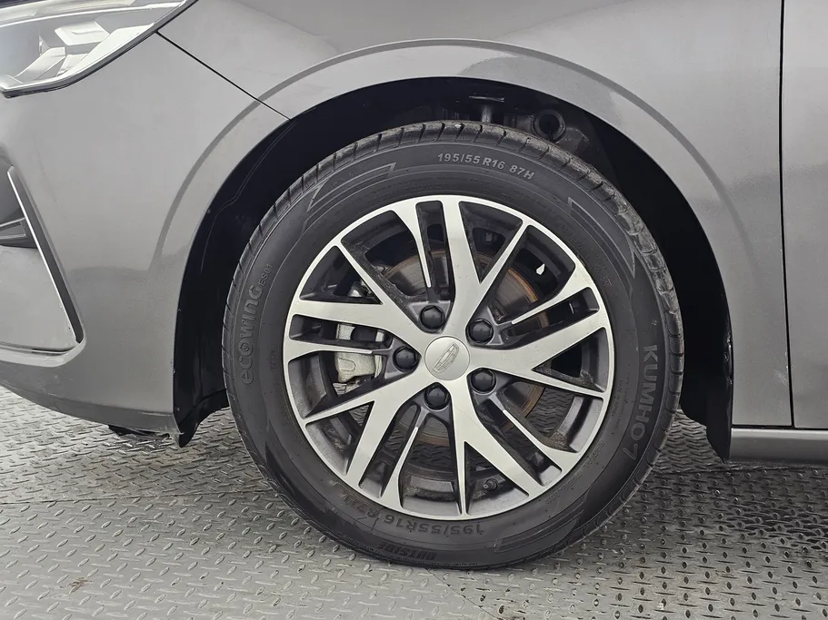 جيلي امجراند GS 2024 