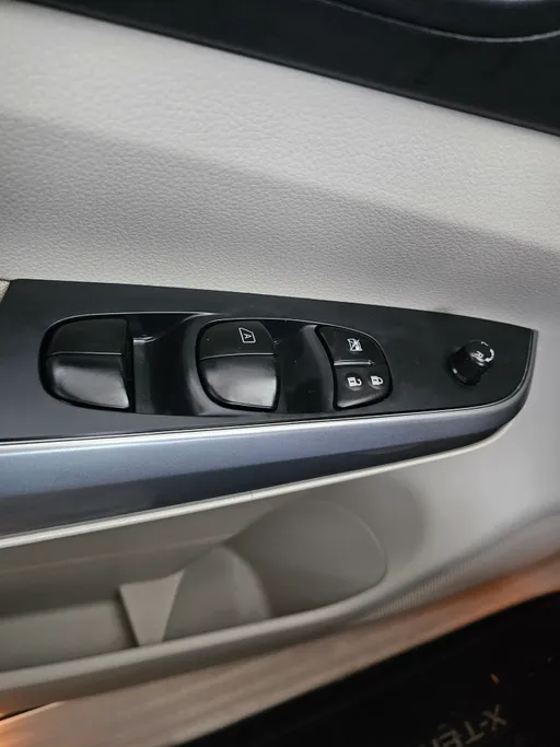 2023 Nissan Xterra SE 