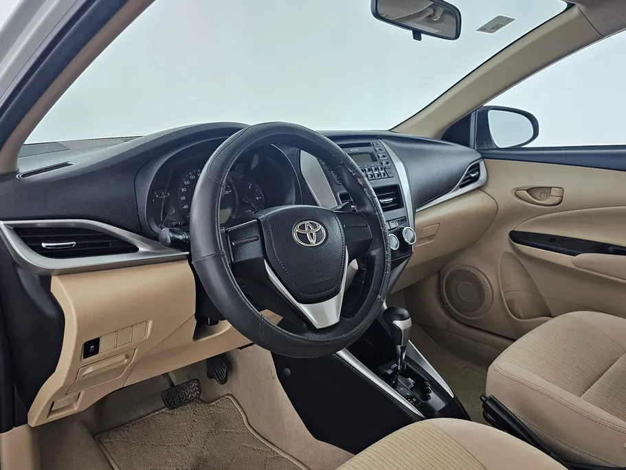 2019 Toyota Yaris  Y 