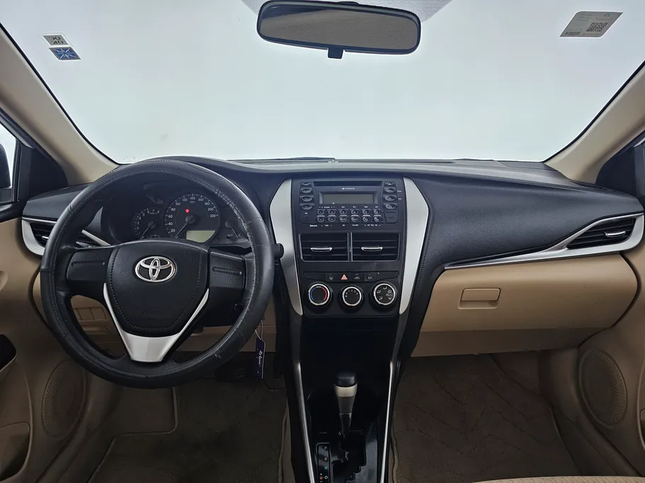 2019 Toyota Yaris  Y 