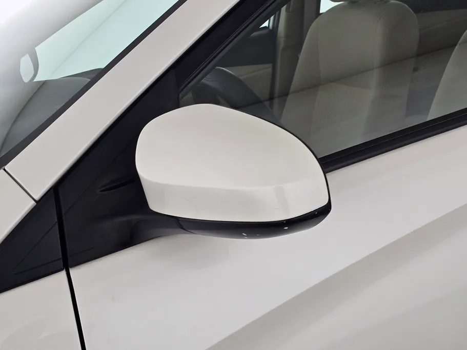 2019 Toyota Yaris  Y 