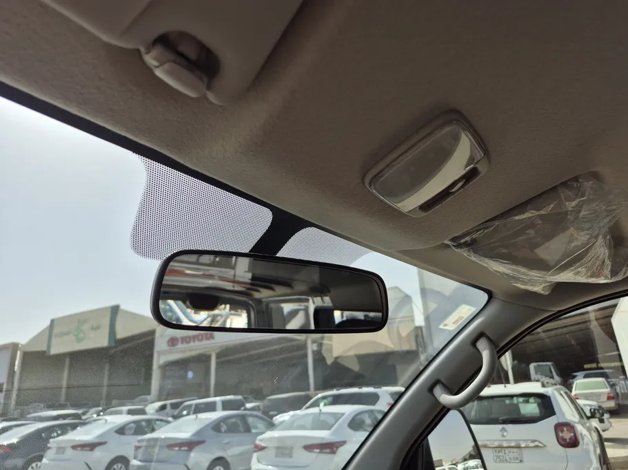 نيسان باص اورفان NV350 2021 