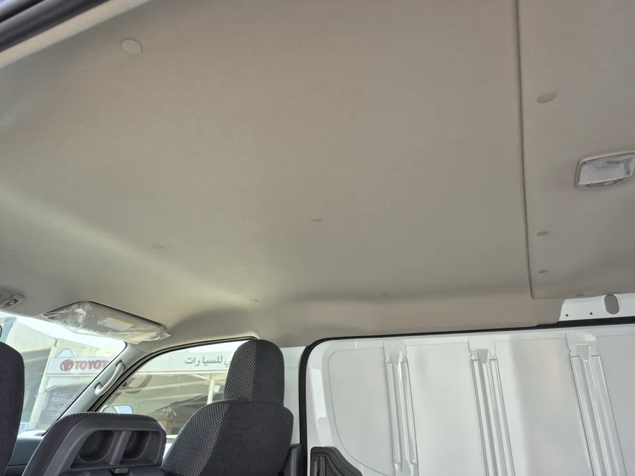 نيسان باص اورفان NV350 2021 