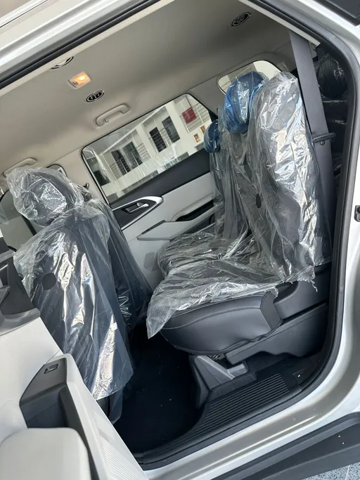 كيا كارينز LX S1 2025 