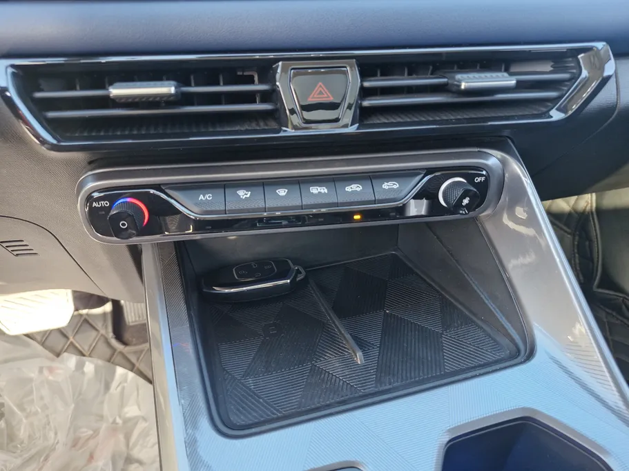 2025 GAC GS3 Emzoom GL Plus 