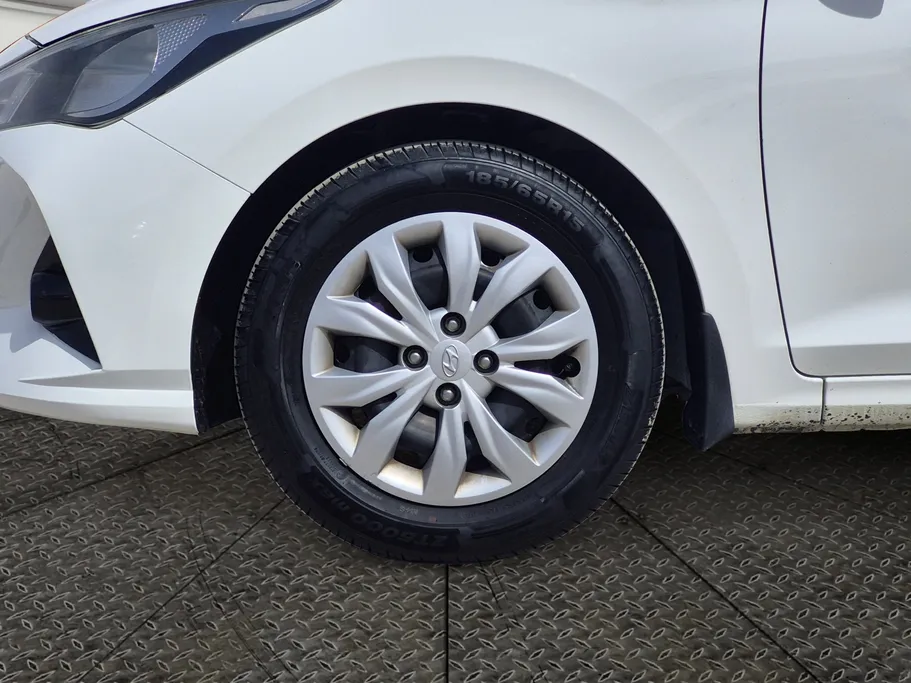 2022 Hyundai Accent Smart 