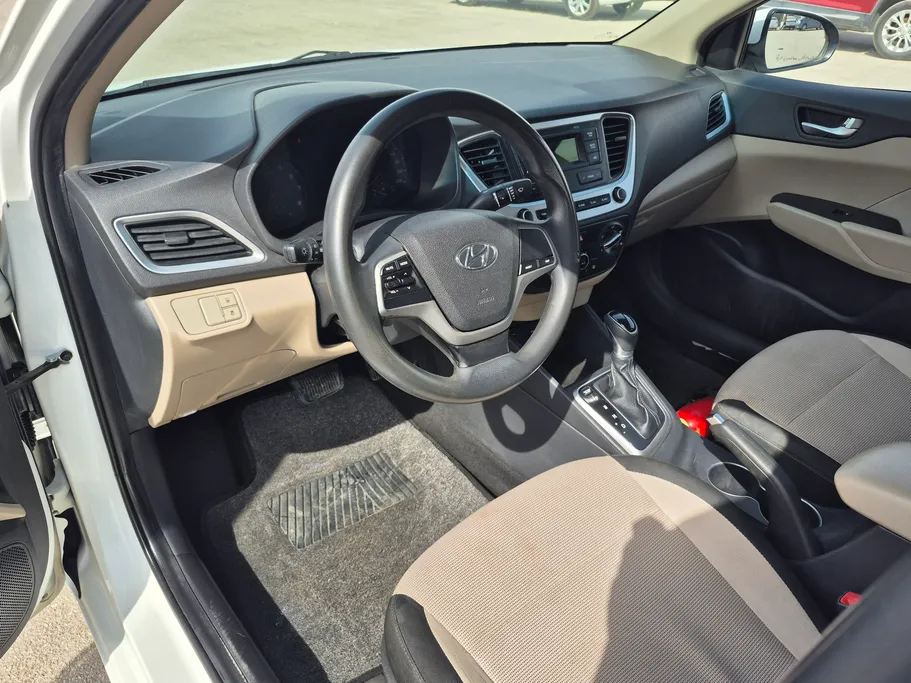 2022 Hyundai Accent Smart 