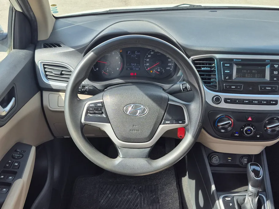 2022 Hyundai Accent Smart 