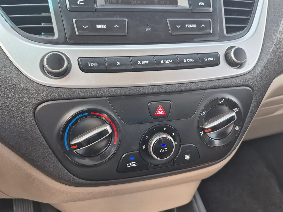 2022 Hyundai Accent Smart 