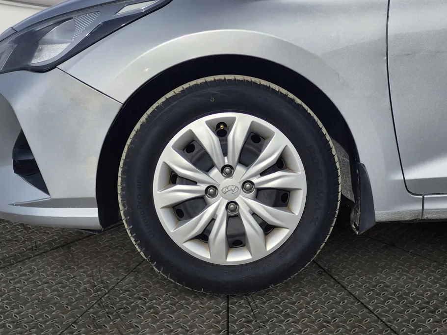 2022 Hyundai Accent Smart 