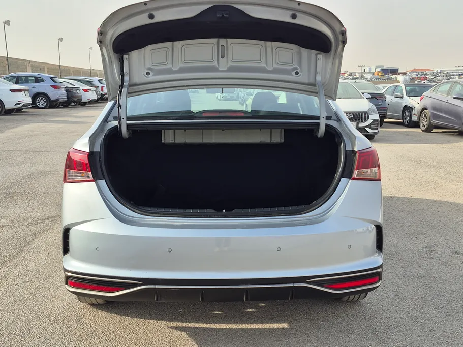 2022 Hyundai Accent Smart 