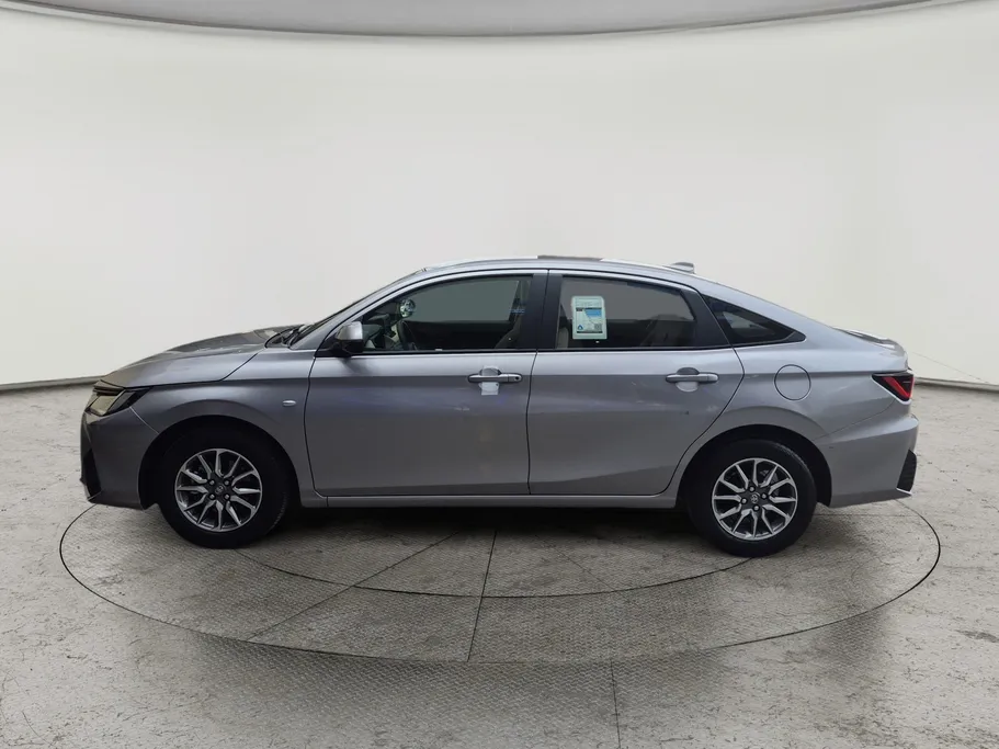 تويوتا يارس Y 2023 