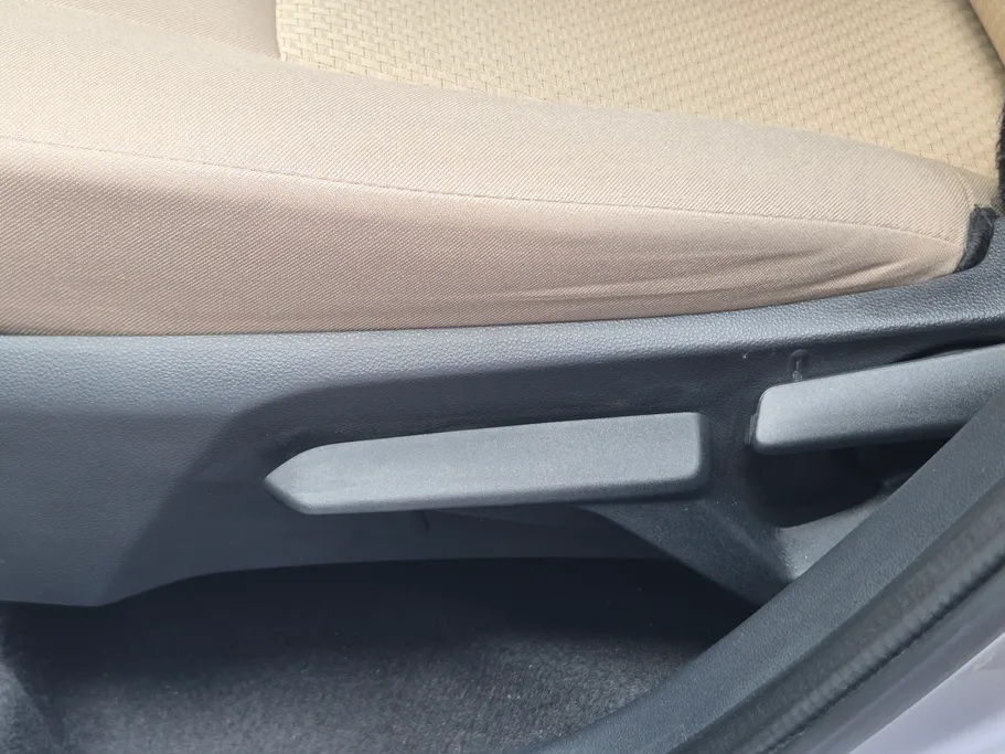 تويوتا يارس Y 2023 