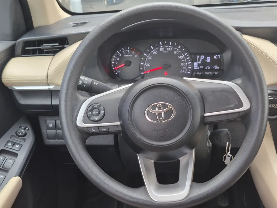 تويوتا يارس Y 2023 