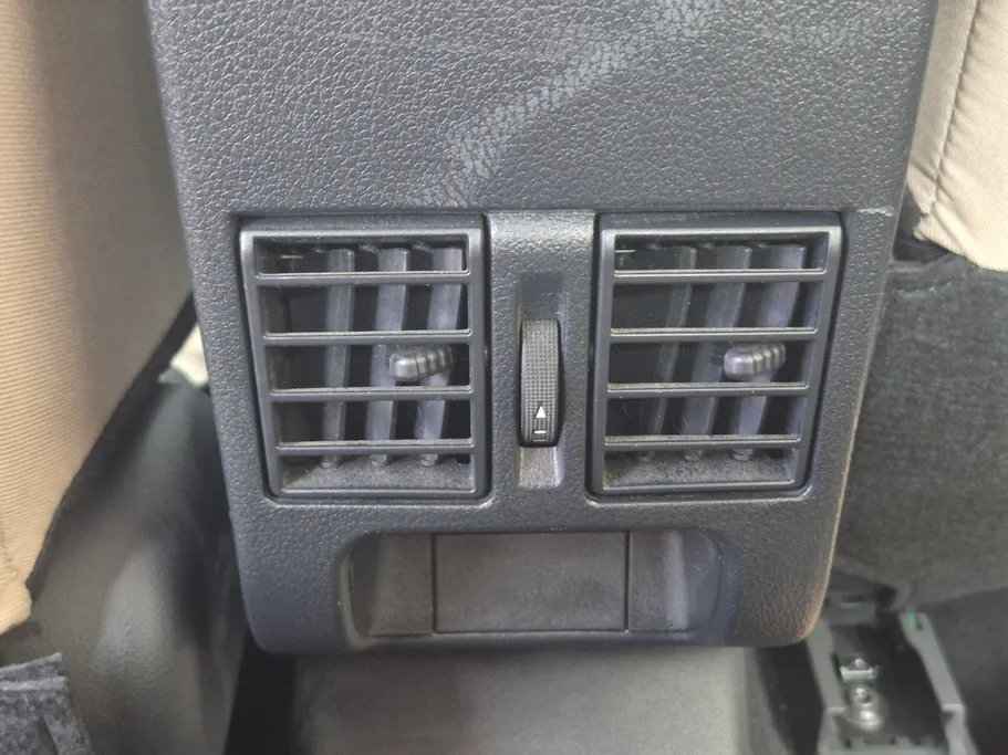 تويوتا يارس Y 2023 