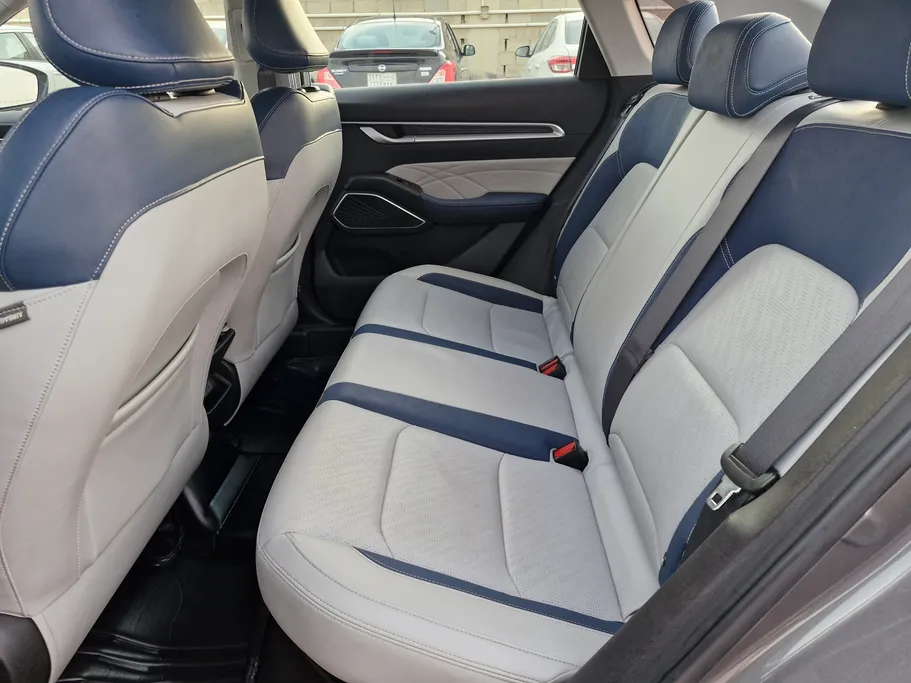 جيلي امجراند GF 2023 