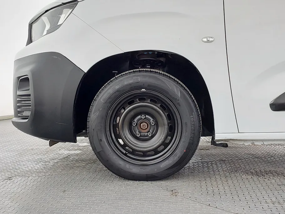 بيجو بارتنر Short van 2023 