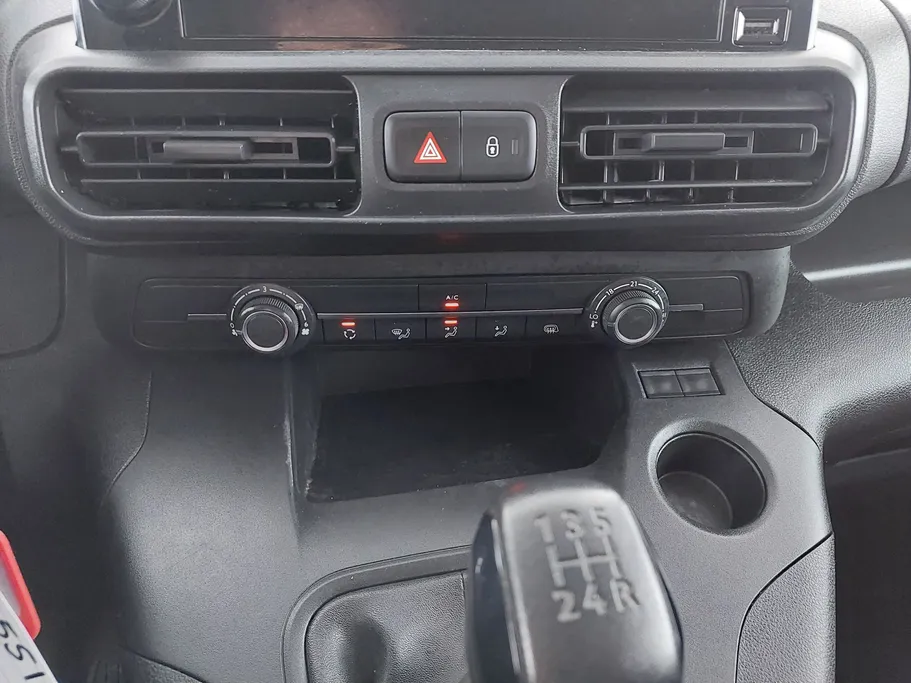 بيجو بارتنر Short van 2023 