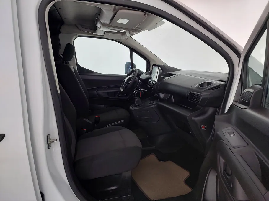 بيجو بارتنر Short van 2023 