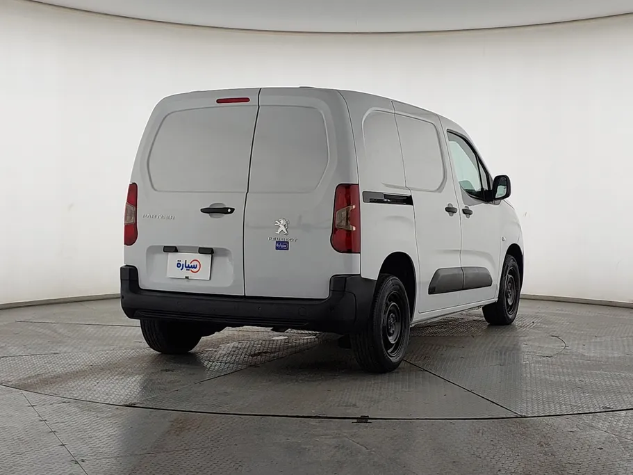 بيجو بارتنر Short van 2023 