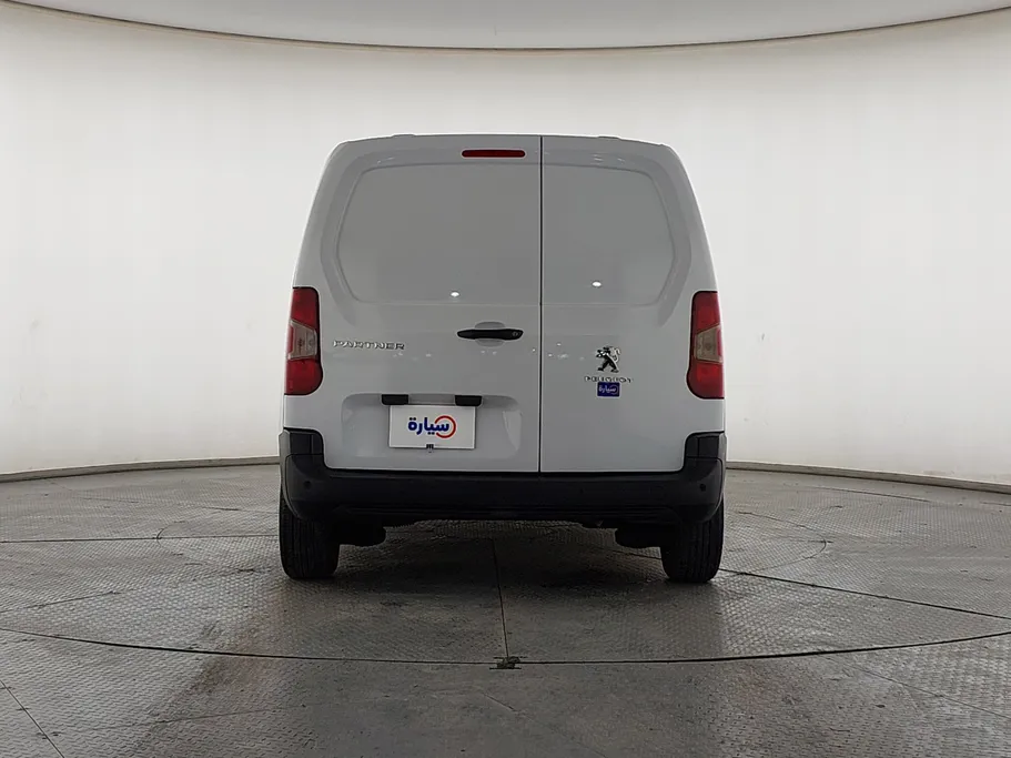 بيجو بارتنر Short van 2023 