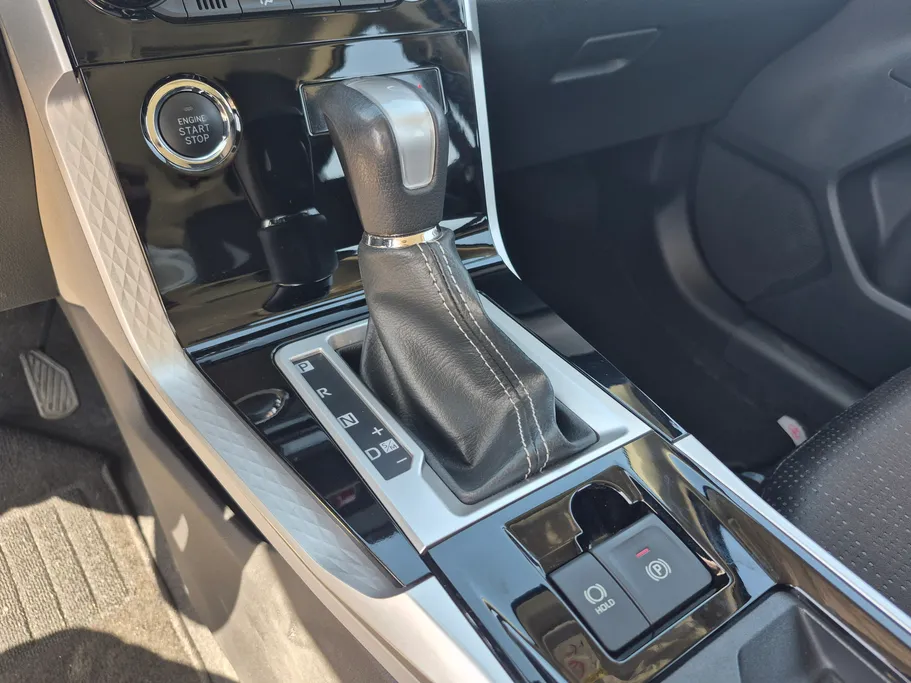 2024 Toyota Veloz GLX 