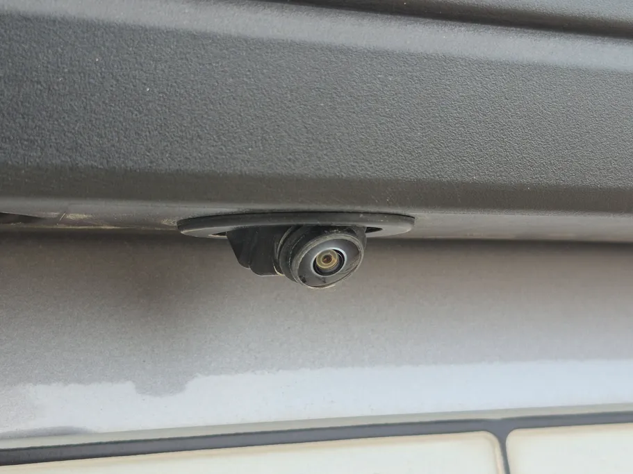 2023 Toyota Yaris  Y 