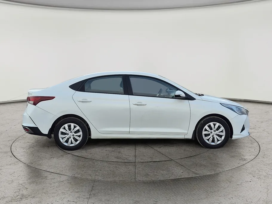 2022 Hyundai Accent Smart 