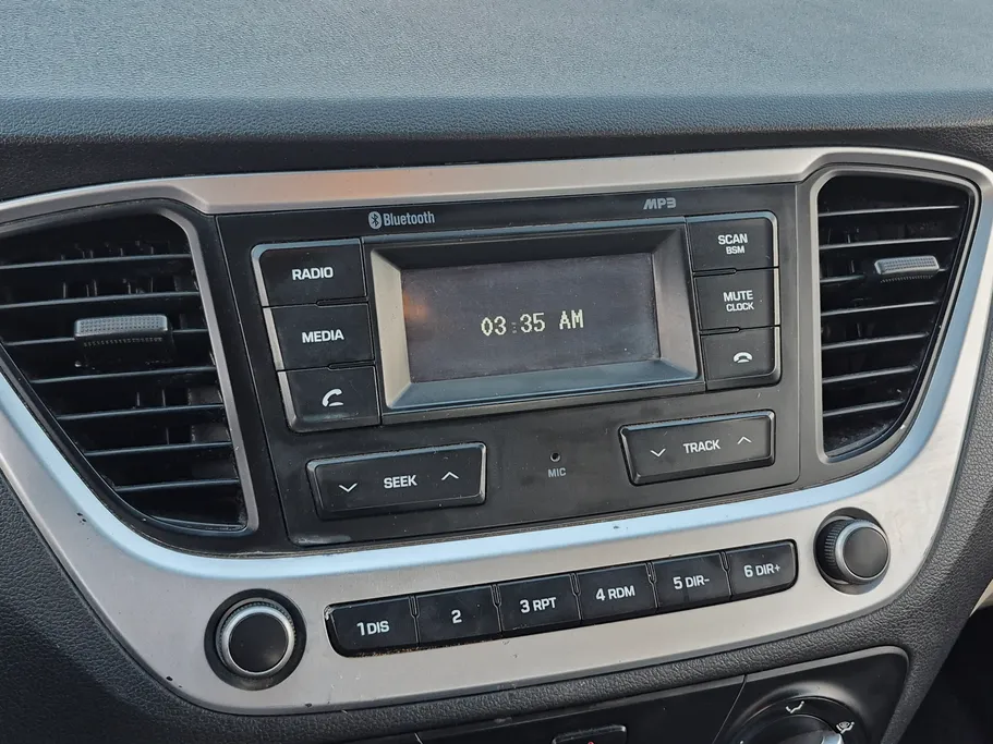 2022 Hyundai Accent Smart 