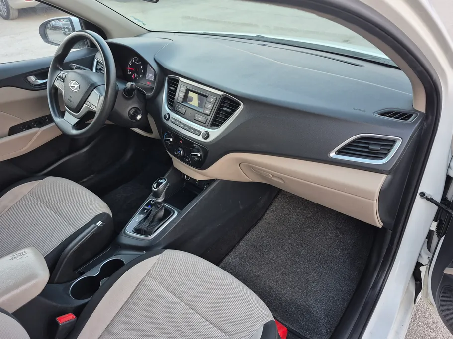 2022 Hyundai Accent Smart 