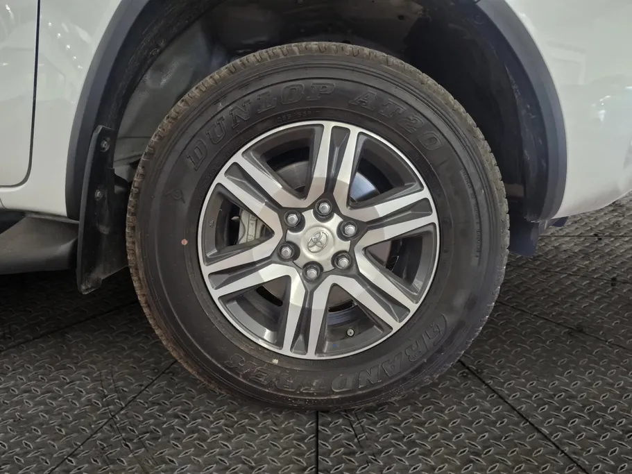 تويوتا فورتشنر GX 2024 