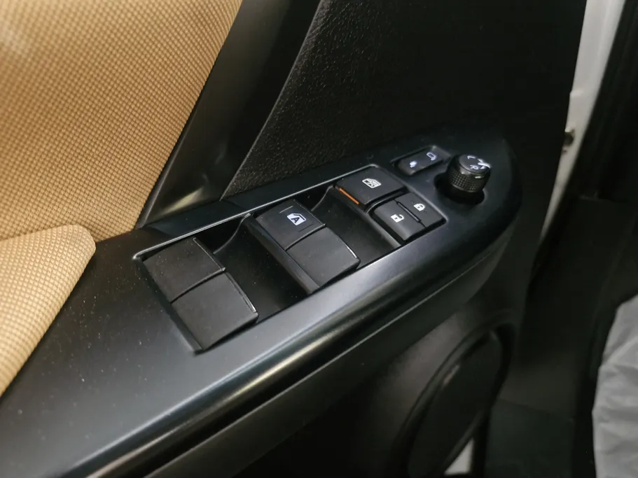 تويوتا فورتشنر GX 2024 