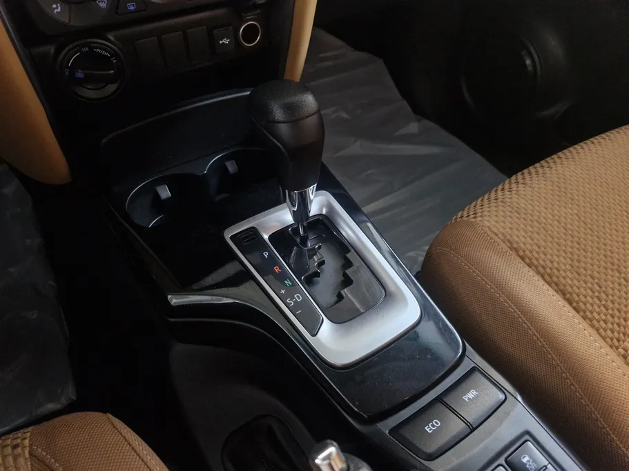 تويوتا فورتشنر GX 2024 