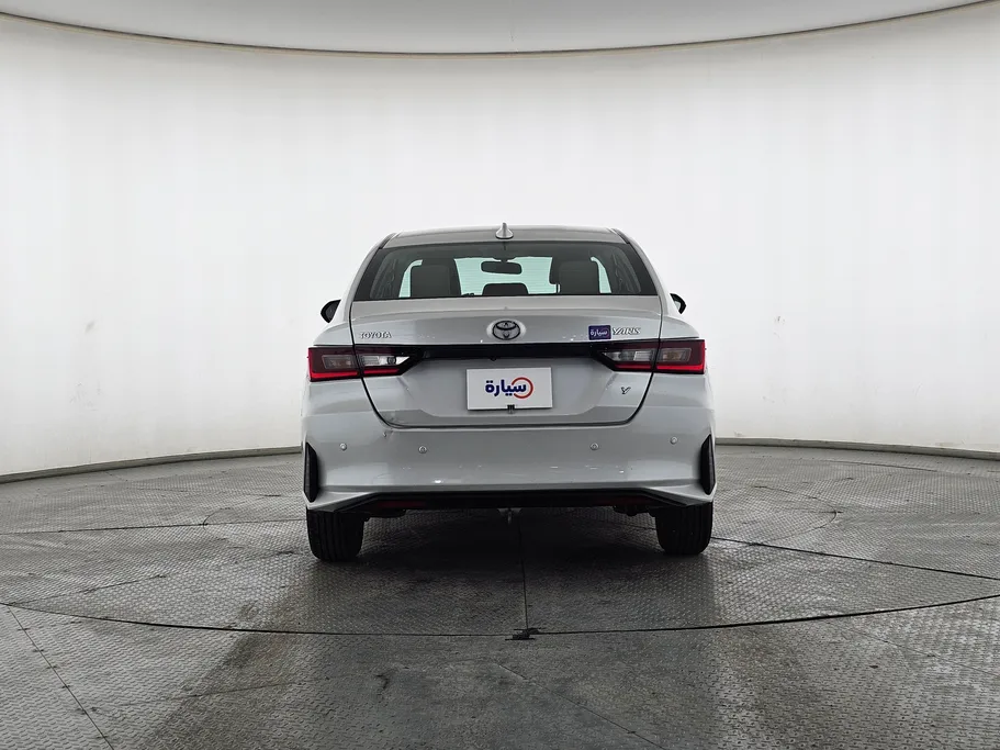 تويوتا يارس Y 2023 