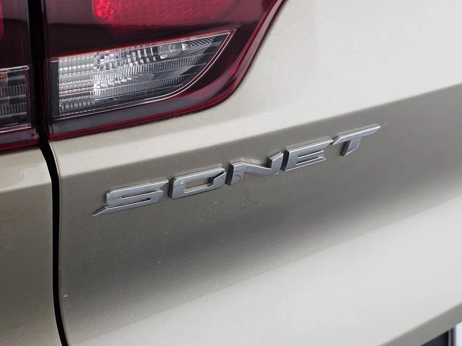2022 Kia SONET LX 