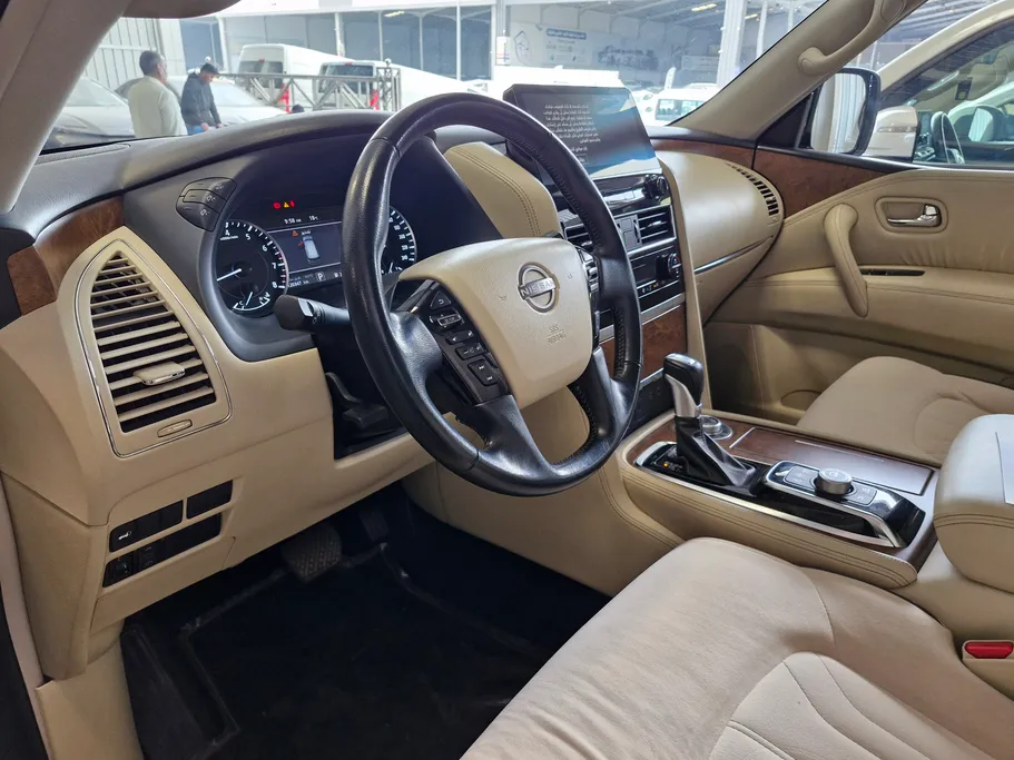 2023 Nissan Patrol Platinum 