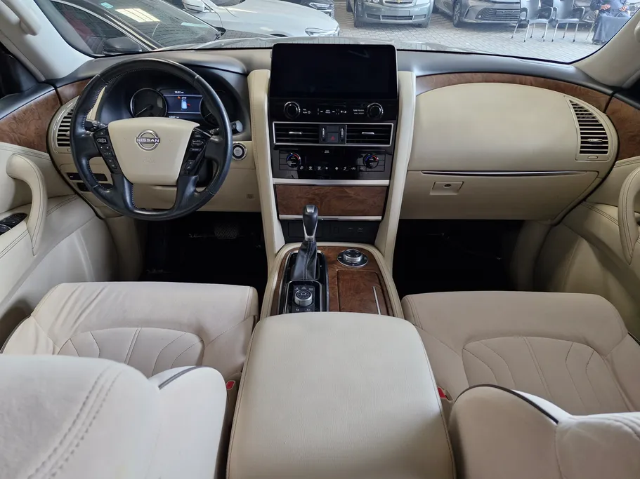 2023 Nissan Patrol Platinum 