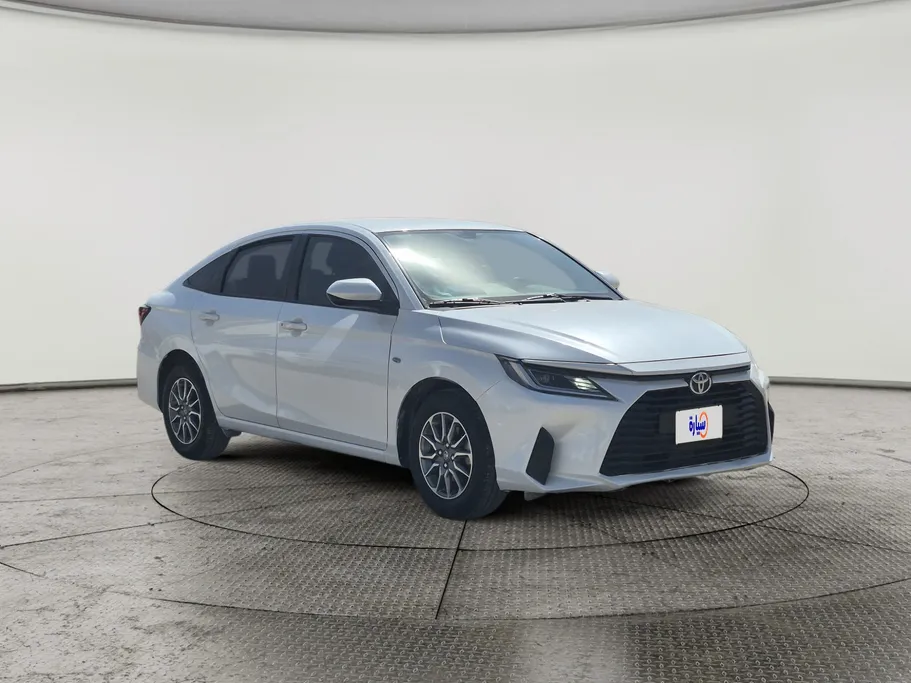2023 Toyota Yaris  Y 