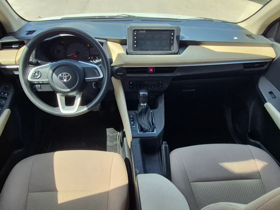 2023 Toyota Yaris  Y 