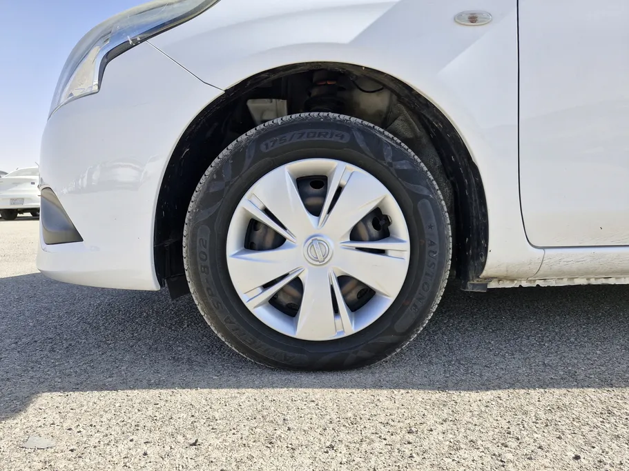 2020 Nissan Sunny SV 