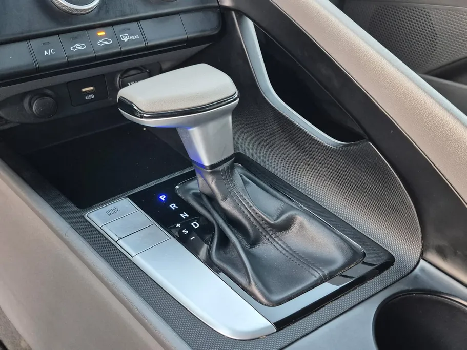 2021 Hyundai Elantra Smart 