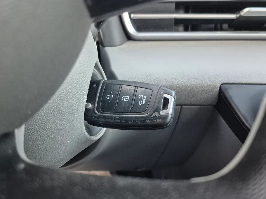 2021 Hyundai Elantra Smart 