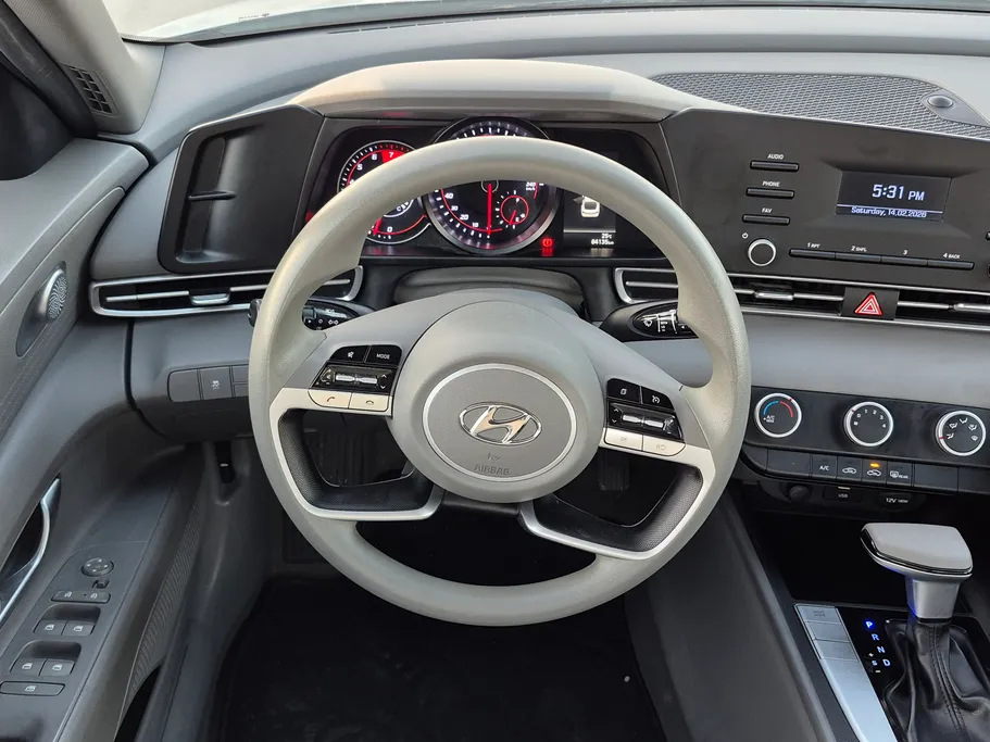 2021 Hyundai Elantra Smart 