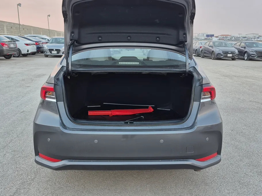 تويوتا كورولا XLI 2023 