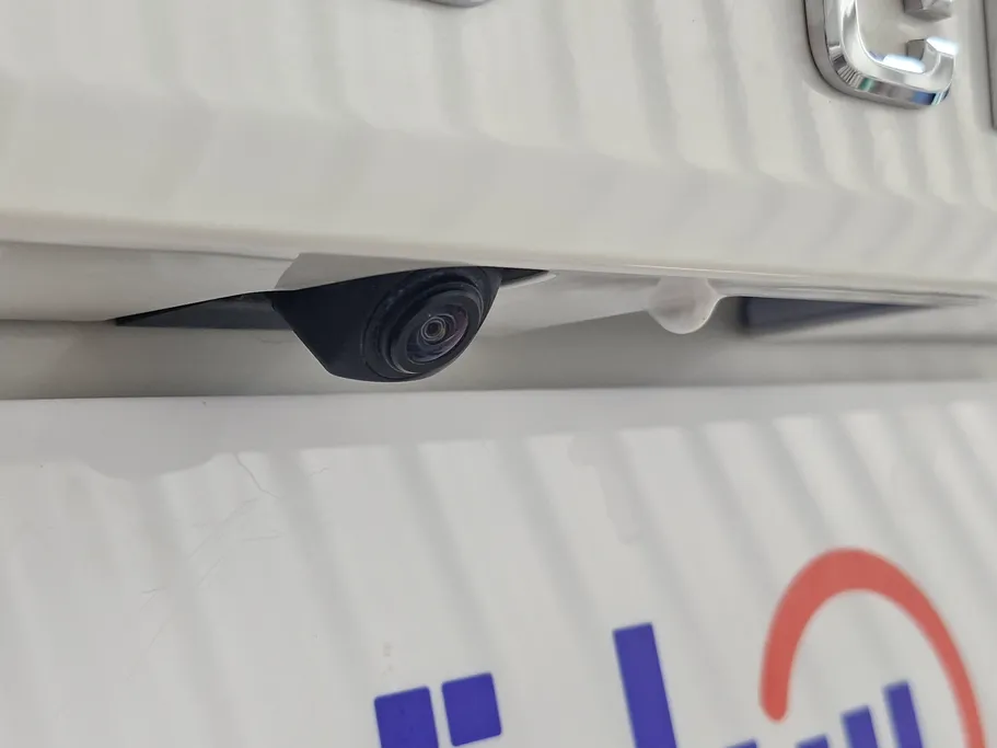 2025 Toyota Land Cruiser GXR4 