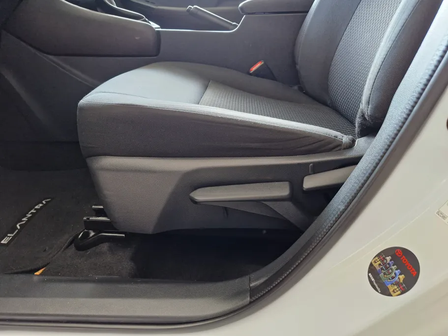 تويوتا يارس Y 2023 